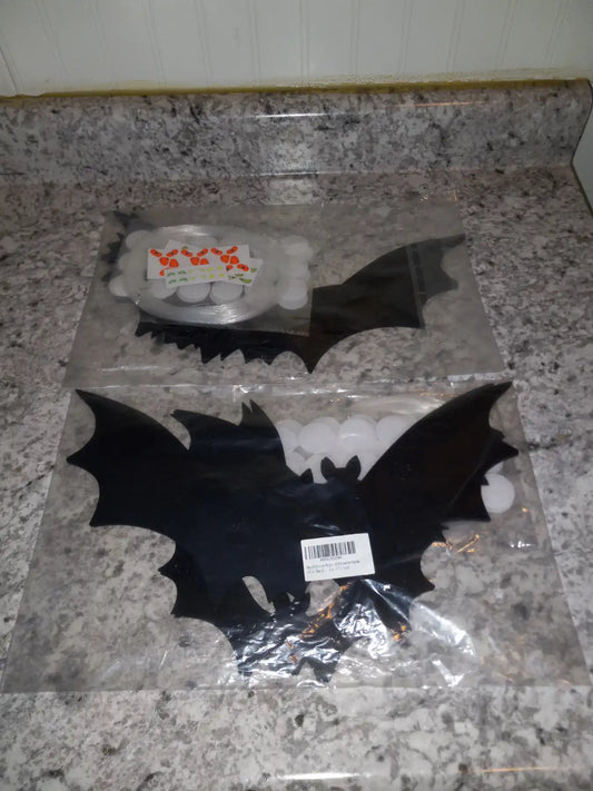 18pc Hanging Bats Halloween Decorations