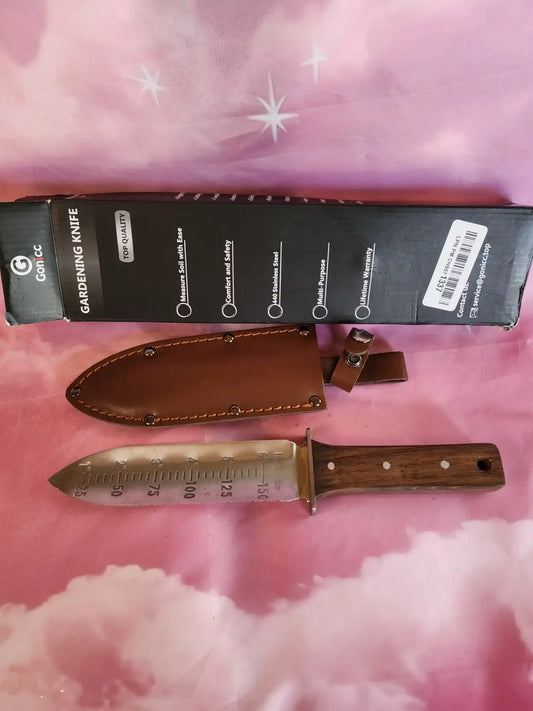 Professional Garden Knife - The blade made from high polished 440 stainless steel is rust-proof, break-resistant and durable. 7.1inches